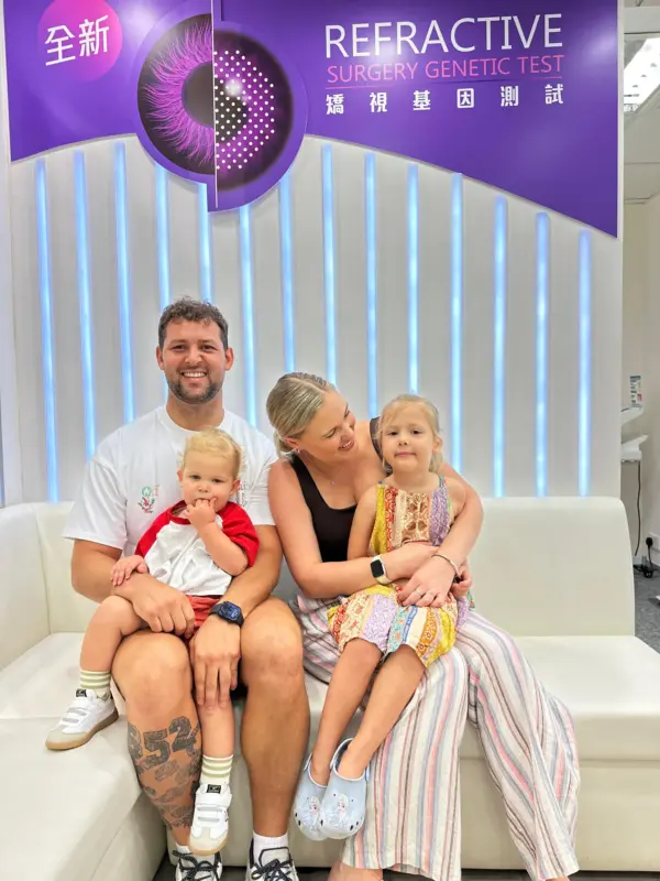 Whole family at ApexHealth_compressed